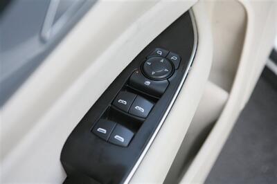 2018 Buick Regal TourX Preferred   - Photo 9 - Strasburg, PA 17579