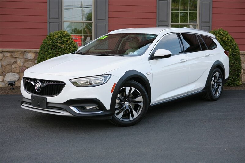 2018 Buick Regal TourX Preferred   - Photo 1 - Strasburg, PA 17579