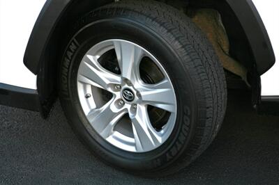 2021 Toyota RAV4 Hybrid LE AWD   - Photo 3 - Strasburg, PA 17579