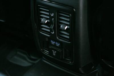 2021 Jeep Grand Cherokee Limited X AWD   - Photo 19 - Strasburg, PA 17579