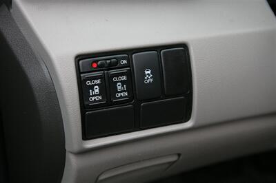 2016 Honda Odyssey SE - Photo 11 - Strasburg, PA 17579