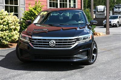 2020 Volkswagen Passat R-Line   - Photo 2 - Strasburg, PA 17579