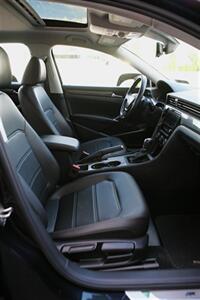 2020 Volkswagen Passat R-Line   - Photo 17 - Strasburg, PA 17579
