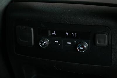 2020 Chevrolet Suburban LS 2WD - Photo 20 - Strasburg, PA 17579