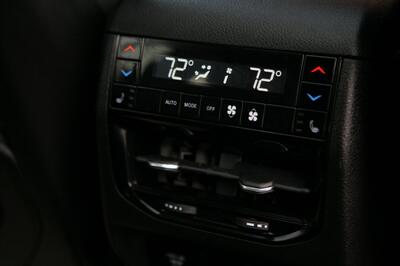 2022 Jeep Grand Cherokee L Overland - Photo 22 - Strasburg, PA 17579