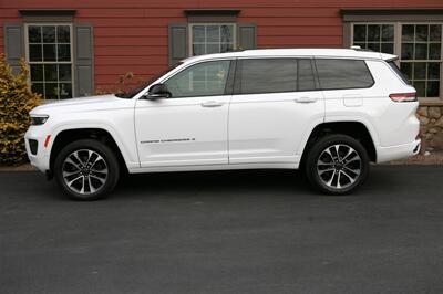2022 Jeep Grand Cherokee L Overland - Photo 4 - Strasburg, PA 17579