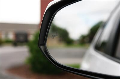 2021 Toyota RAV4 XLE AWD   - Photo 27 - Strasburg, PA 17579