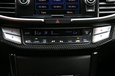 2013 Honda Accord EX-L V6 6-speed Manual   - Photo 22 - Strasburg, PA 17579