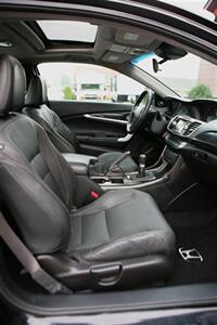 2013 Honda Accord EX-L V6 6-speed Manual   - Photo 17 - Strasburg, PA 17579