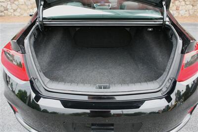 2013 Honda Accord EX-L V6 6-speed Manual   - Photo 16 - Strasburg, PA 17579