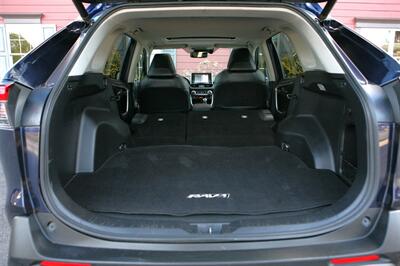 2019 Toyota RAV4 Hybrid Limited   - Photo 16 - Strasburg, PA 17579