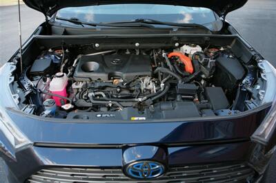 2019 Toyota RAV4 Hybrid Limited   - Photo 7 - Strasburg, PA 17579