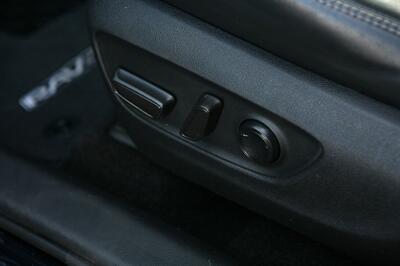 2019 Toyota RAV4 Hybrid Limited   - Photo 11 - Strasburg, PA 17579