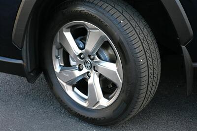 2019 Toyota RAV4 Hybrid Limited   - Photo 3 - Strasburg, PA 17579