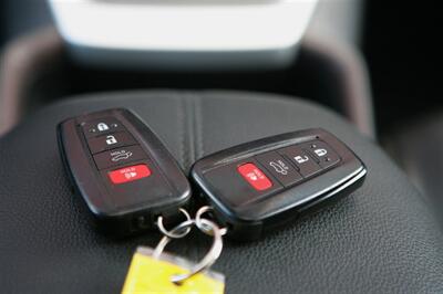 2019 Toyota RAV4 Hybrid Limited   - Photo 25 - Strasburg, PA 17579