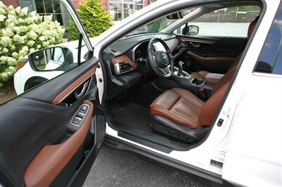 2022 Subaru Outback Touring XT AWD   - Photo 8 - Strasburg, PA 17579
