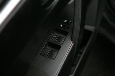 2016 Toyota Corolla L   - Photo 9 - Strasburg, PA 17579