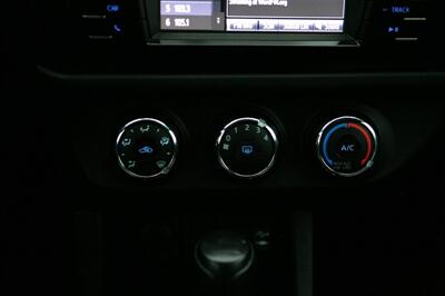 2016 Toyota Corolla L   - Photo 19 - Strasburg, PA 17579