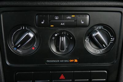 2013 Volkswagen Beetle Turbo PZEV   - Photo 21 - Strasburg, PA 17579