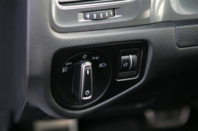 2017 Volkswagen Golf Alltrack TSI S 4Motion - Photo 11 - Strasburg, PA 17579