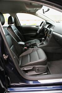 2017 Volkswagen Golf Alltrack TSI S 4Motion - Photo 17 - Strasburg, PA 17579
