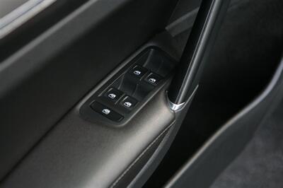 2017 Volkswagen Golf Alltrack TSI S 4Motion - Photo 9 - Strasburg, PA 17579