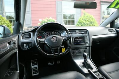 2017 Volkswagen Golf Alltrack TSI S 4Motion - Photo 12 - Strasburg, PA 17579
