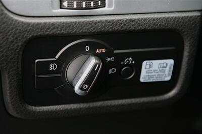 2016 Volkswagen Touareg TDI Lux AWD   - Photo 12 - Strasburg, PA 17579