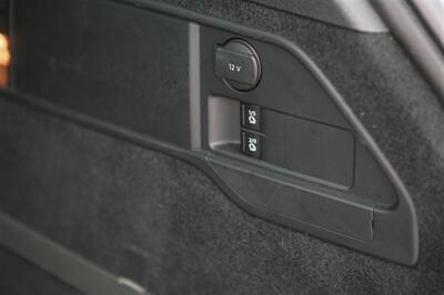 2016 Volkswagen Touareg TDI Lux AWD   - Photo 17 - Strasburg, PA 17579