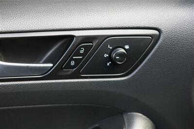 2015 Volkswagen Jetta S - Photo 10 - Strasburg, PA 17579