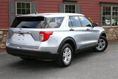 2022 Ford Explorer   - Photo 5 - Strasburg, PA 17579