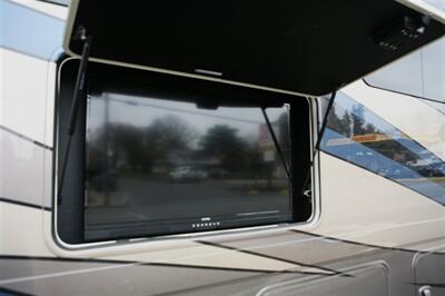 2022 Coachman Encore M355DS   - Photo 14 - Strasburg, PA 17579