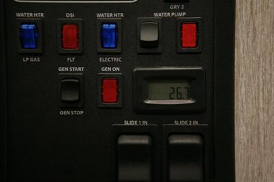 2022 Coachman Encore M355DS   - Photo 43 - Strasburg, PA 17579