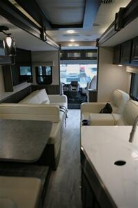 2022 Coachman Encore M355DS   - Photo 20 - Strasburg, PA 17579