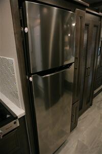 2022 Coachman Encore M355DS   - Photo 40 - Strasburg, PA 17579