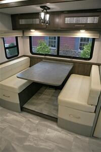 2022 Coachman Encore M355DS   - Photo 34 - Strasburg, PA 17579