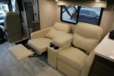 2022 Coachman Encore M355DS   - Photo 32 - Strasburg, PA 17579