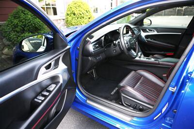 2023 Genesis G70 2.0T AWD   - Photo 8 - Strasburg, PA 17579