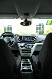 2023 Chrysler Voyager LX   - Photo 21 - Strasburg, PA 17579