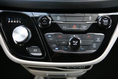 2023 Chrysler Voyager LX   - Photo 25 - Strasburg, PA 17579