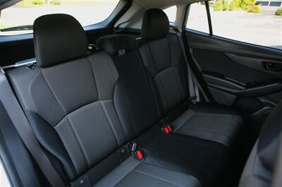 2018 Subaru Crosstrek 2.0i Base 6-Speed Manual   - Photo 14 - Strasburg, PA 17579