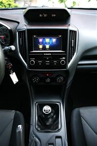 2018 Subaru Crosstrek 2.0i Base 6-Speed Manual   - Photo 18 - Strasburg, PA 17579