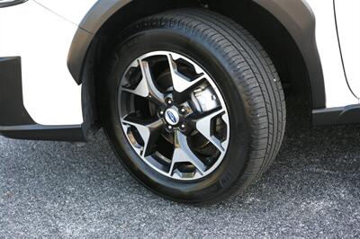 2018 Subaru Crosstrek 2.0i Base 6-Speed Manual   - Photo 3 - Strasburg, PA 17579