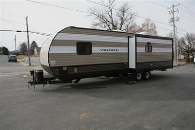 2019 Forest River Wildwood 27REI   - Photo 10 - Strasburg, PA 17579
