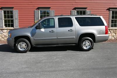 2007 Chevrolet Suburban LT 2500 4X4   - Photo 4 - Strasburg, PA 17579