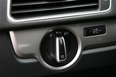 2015 Volkswagen Passat 1.8T S 5-Speed Manual   - Photo 11 - Strasburg, PA 17579