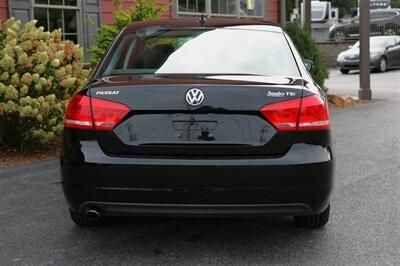 2015 Volkswagen Passat 1.8T S 5-Speed Manual   - Photo 6 - Strasburg, PA 17579