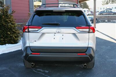 2020 Toyota RAV4 LE - Photo 6 - Strasburg, PA 17579