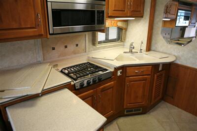 2007 MONACO DIPLOMAT 40SFT   - Photo 30 - Strasburg, PA 17579