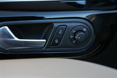 2013 Volkswagen Beetle 2.5L   - Photo 13 - Strasburg, PA 17579